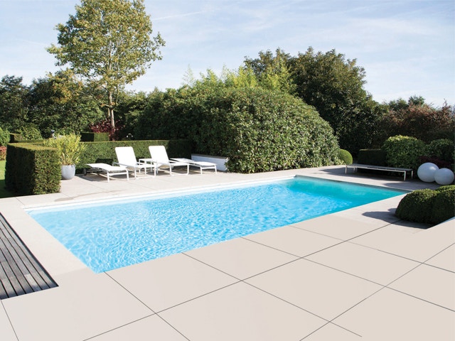 Une piscine enterrée pour un budget limité ? Oui, c'est possible !