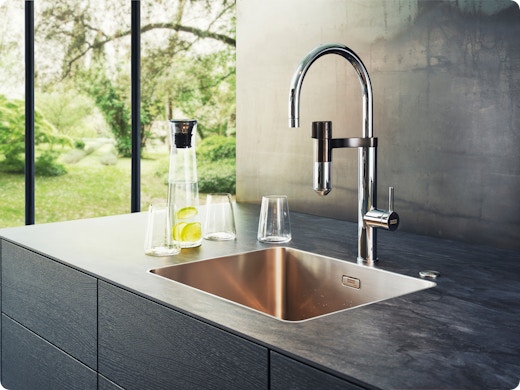 De snelste weg naar zuiver drinkwater: met een filterkraan bespaar je tot 400 euro per jaar