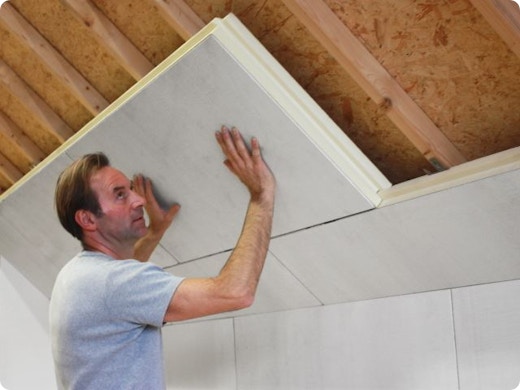 COMBI-COVER : un panneau d’isolation pratique avec couche de finition