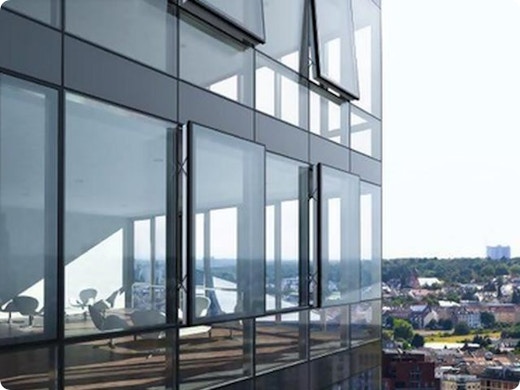 Glasgevel: gevel verleent buitengewone architectuur aan privéwoning