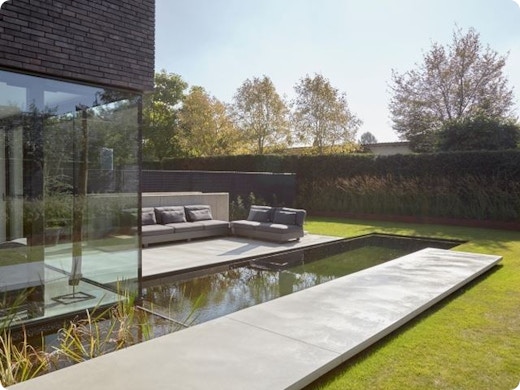 Til je tuin naar een hoger niveau. Hoe? Met beton natuurlijk!