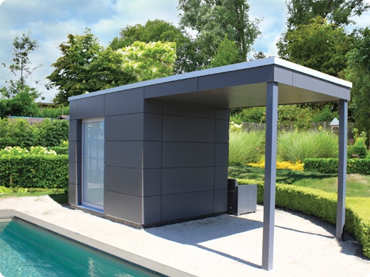 Panama: moderne tuinconstructie met Trespa® panelen.