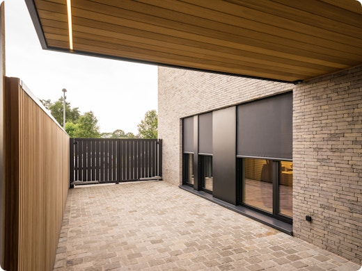 Installeer screens voor een duurzaam wooncomfort en een lagere energiefactuur