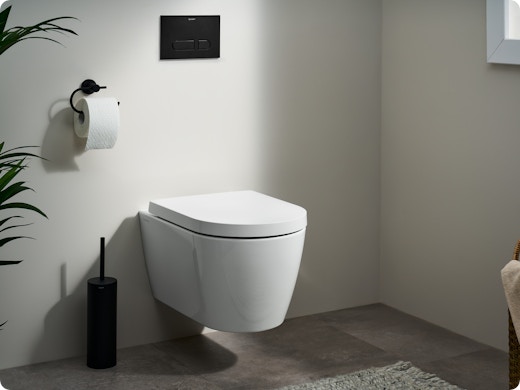 Toilette intemporelle joignent la technologie intelligente dans ME by Starck Hero Edition de Duravit