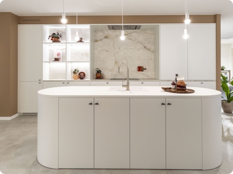 Van natuurlijke materialen tot organische vormen: dit zijn de keukentrends van 2026