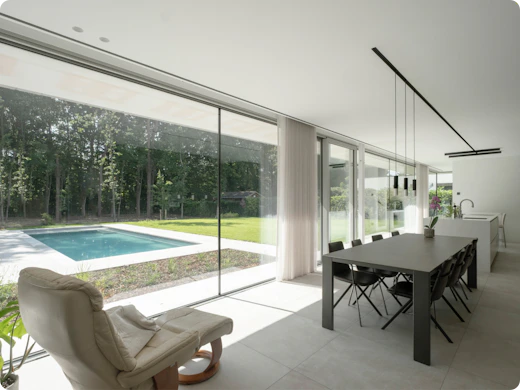 Binnenkijker: bouwen met grote ramen? Dit is het resultaat