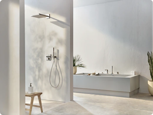 Ervaar de zachte textuur en luxe uitstraling van satin finishes in je badkamer