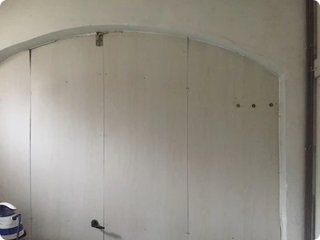 Hoe opening garage dichten?