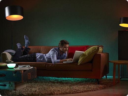 Slimme verlichting is hot. Vanaf 80 euro ben je vertrokken!
