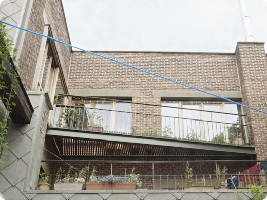 « Construire une habitation passive sur une parcelle de terrain au milieu de la campagne ? Complètement inutile ! »