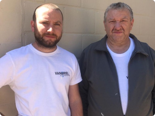 Peintre : une profession en voie de disparition ? « Chaque jour, nous rendons les gens heureux »