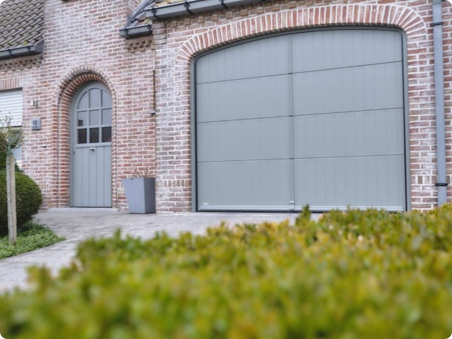 3 redenen om je garagepoort te vervangen bij renovatie