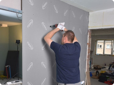 Gipsplaten als scheidingswand plaatsen: stappenplan