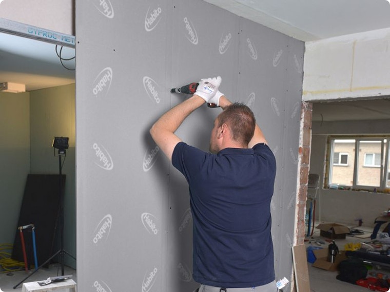 Monter des cloisons de séparation : étape par étape