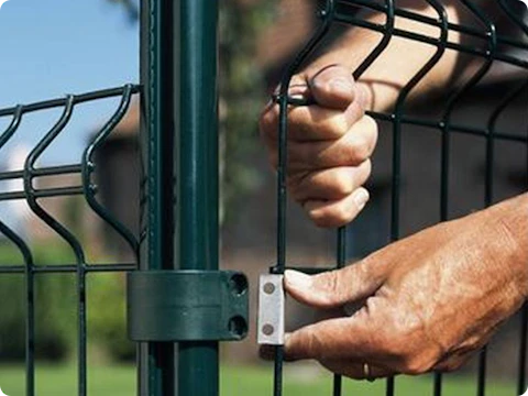 Zonder vergunning een tuinafsluiting plaatsen? Aan deze regels moet je je in Vlaanderen houden