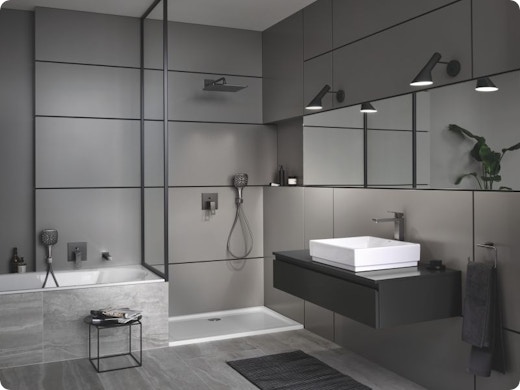 Un bain ou une douche ? Voici les avantages et inconvénients