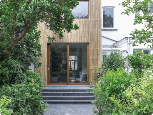 Indrukwekkend: uitbreiding van rijwoning van slechts 3,9 meter breed