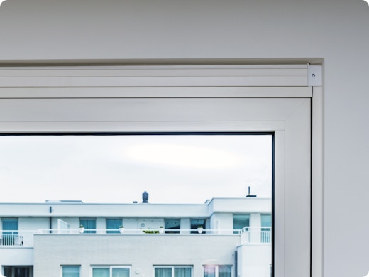 Kan ik ventilatieroosters in bestaande ramen plaatsen?