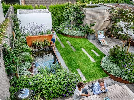Een kleine tuin groter laten lijken? Expert deelt 10 tips voor meer perspectief
