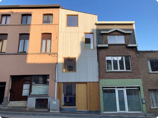 Une avantageuse reconstruction en ossature bois préfabriquée