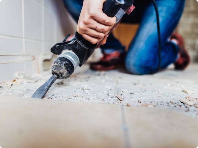 Tegelvloer renoveren: hoe pak je het aan? Enkele tips & tricks