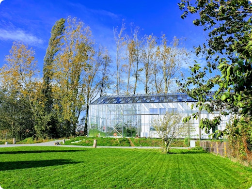 Zelfvoorzienend leven in de kaswoning van Koen en Samia