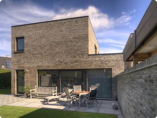 Construire une terrasse soi-même : les points à savoir avant de se lancer