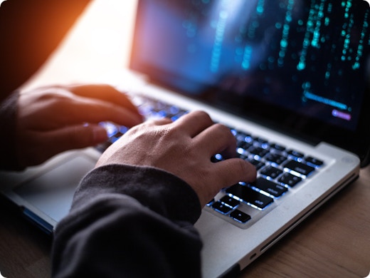 Hoe bescherm je je zonnepanelen tegen hackers?