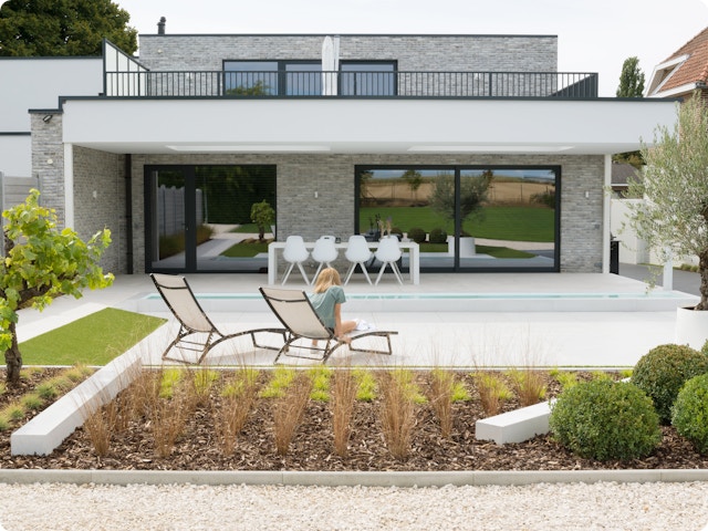 Genieten van je terras: oplossingen voor lente, zomer, herfst en winter