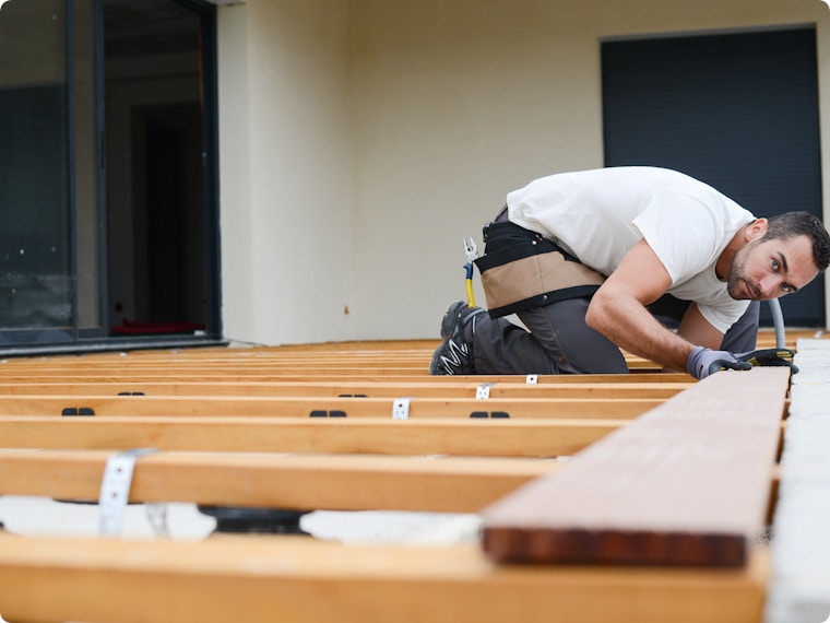 Terras aanleggen: ondergrond, materialen, prijzen en aandachtspunten