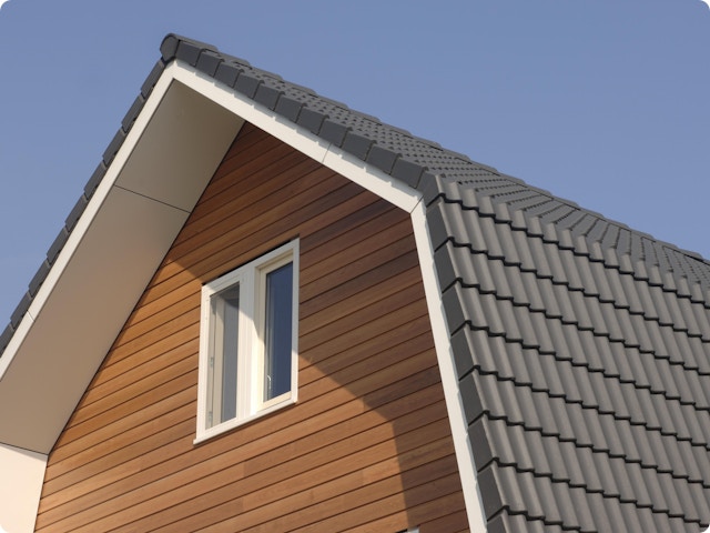 Quel est le prix d’un nouveau toit : du revêtement de toit à l’isolation