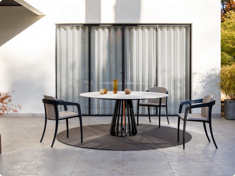 Relaxen in stijl: onze selectie van de mooiste tuinmeubels