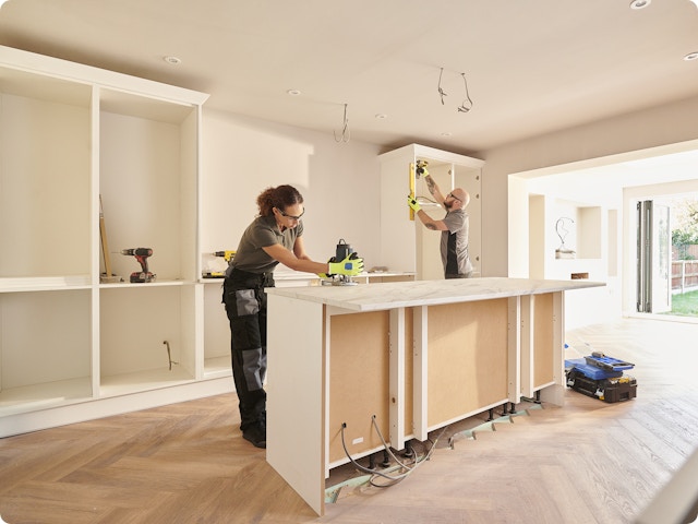 Je keuken plaatsen: stappenplan en aandachtspunten voor een correcte installatie