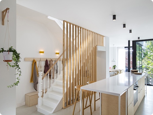 En images : La nouvelle façade arrière engendre espace et lumière