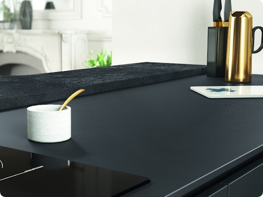 Plan de travail : “La différence entre le stratifié et la pierre est quasi imperceptible à l'œil”