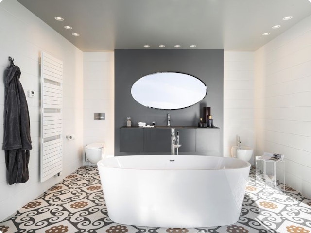 De ideale badkamervloer? Deze soorten zijn geschikt en zoveel betaal je ervoor