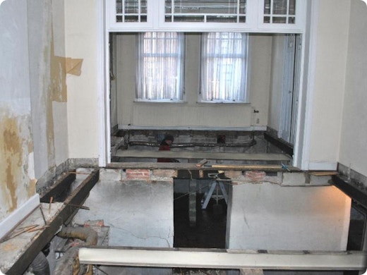 Remplacer les sols en bois des étages : 3 solutions... en gardant votre toit