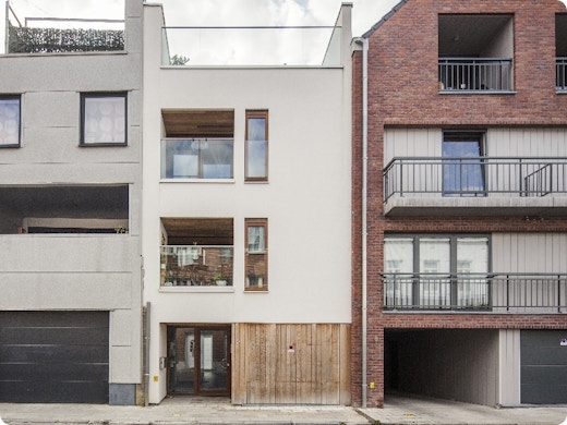 Comment rendre nos logements abordables et durables ? Embuild a interrogé des responsables politiques